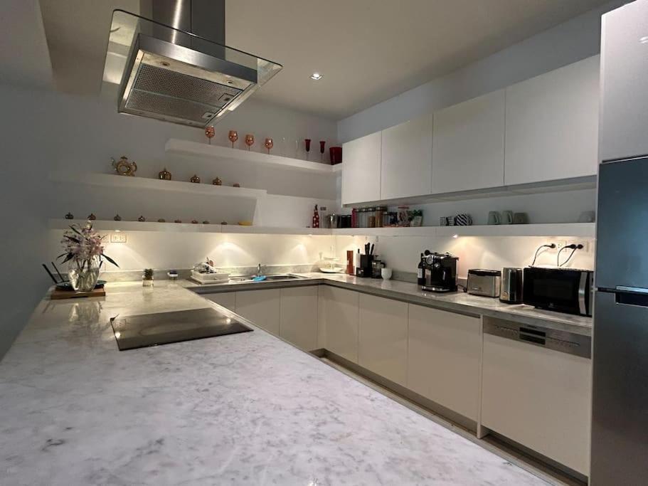 A Lovely 2-3 Bed Only 300m Walk To Bangtao Phuket